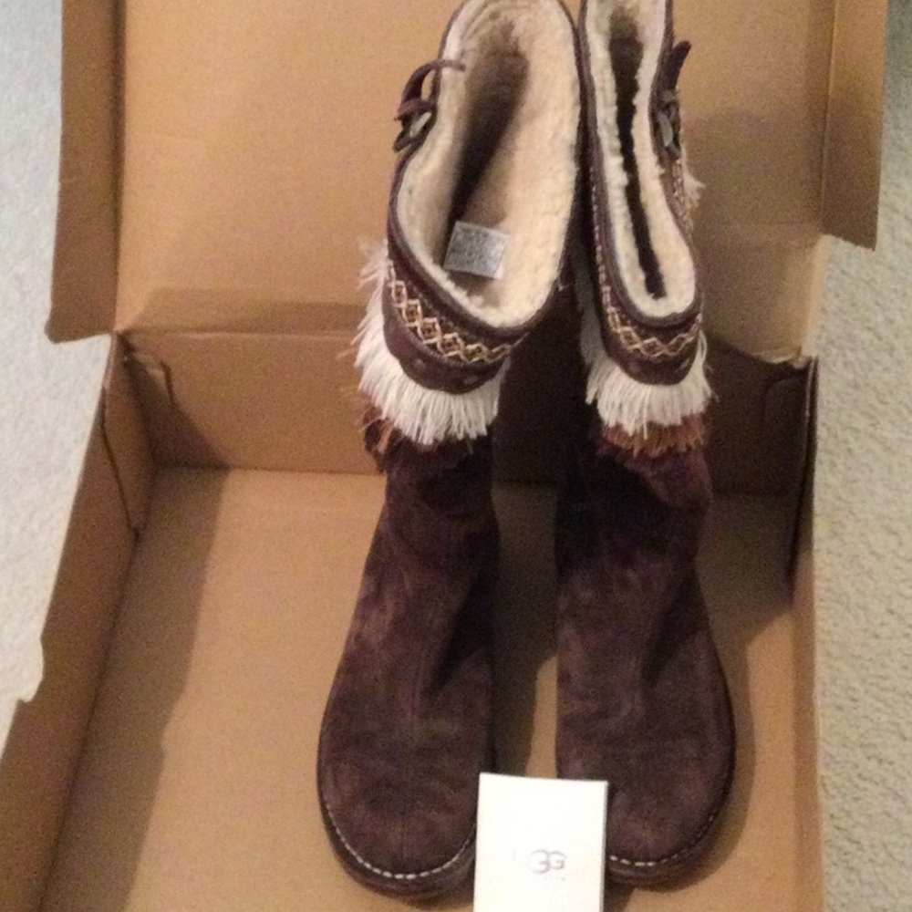 UGG Suede Boots-Limited edition - Picture 3 of 7